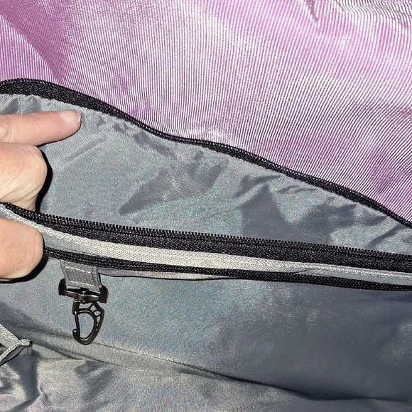 Victorinox Purple and Gray Messenger Bag/Computer Bag - Picture 8 of 12